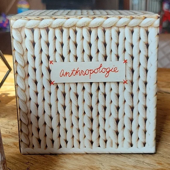 Fruity Honeycrisp Oakwood Glass Jar Candle - Picture 6 of 11